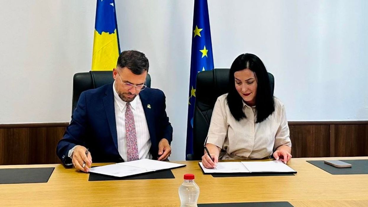 AIP dhe ATK bashkojnë forcat për mbikëqyrjen e bizneseve online dhe portaleve mediale AIP dhe ATK bashkojnë forcat për mbikëqyrjen e bizneseve online dhe portaleve mediale