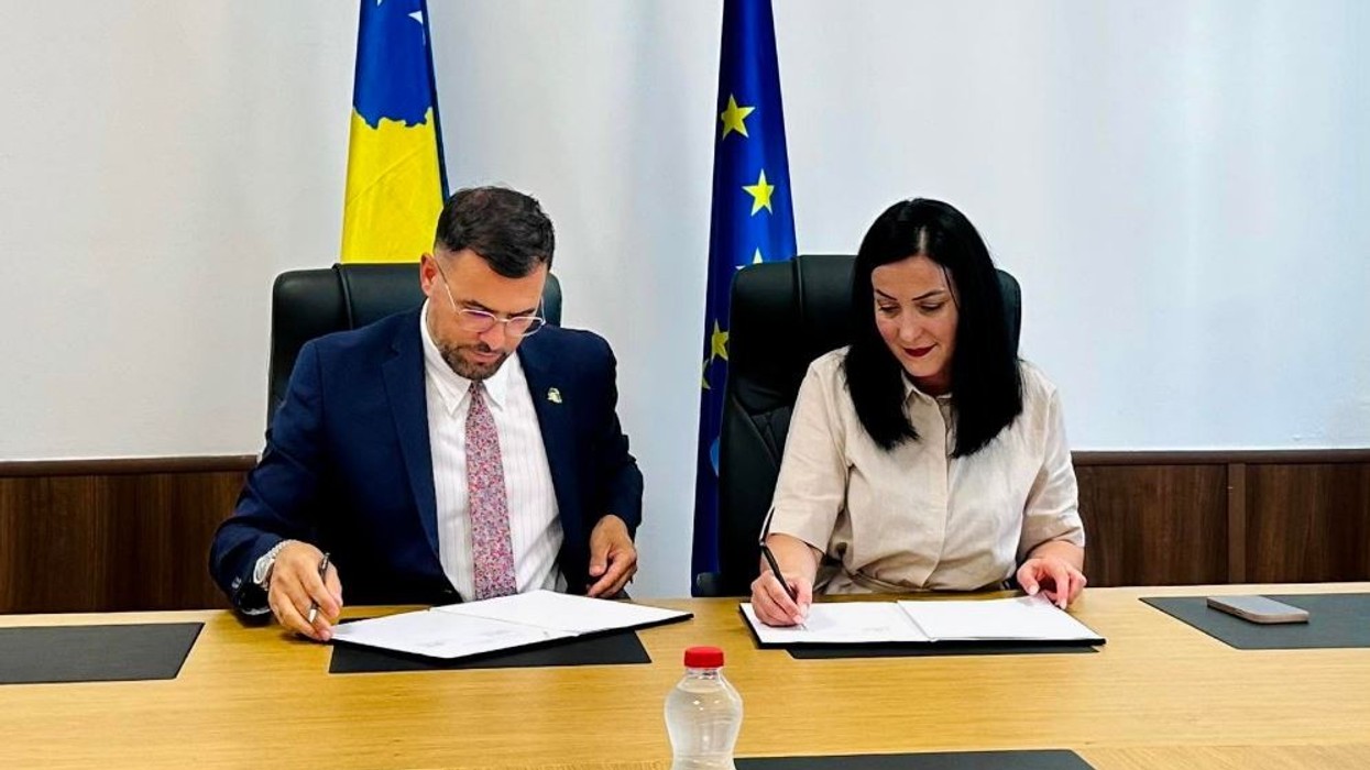 AIP dhe ATK bashkojnë forcat për mbikëqyrjen e bizneseve online dhe portaleve mediale