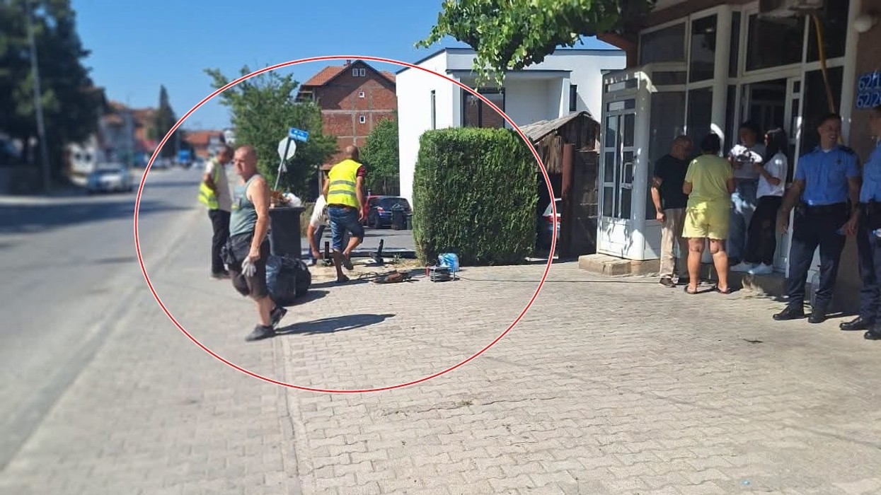 Vazhdon lirimi i hapësirave publike në Mitrovicë