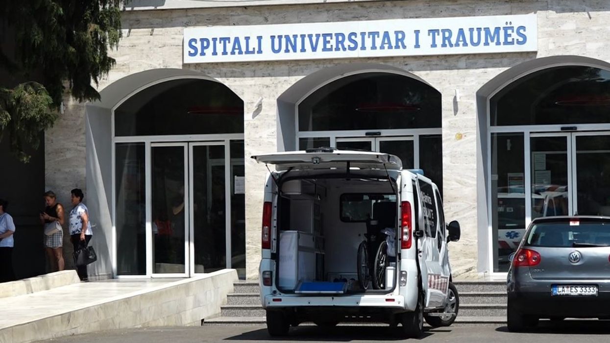 Shpërthen tubi i gazit të një mjet lundrues në Velipojë, 39-vjeçari pëson djegie në trup Shpërthen tubi i gazit të një mjet lundrues në Velipojë, 39-vjeçari pëson djegie në trup