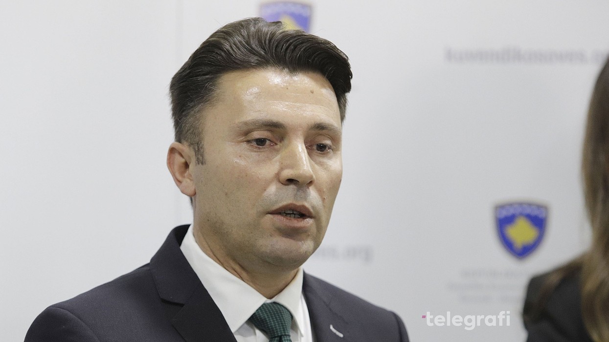 Kur do të thirret vazhdimi i seancës konstituive të Kuvendit? Flet deputeti i LVV-së