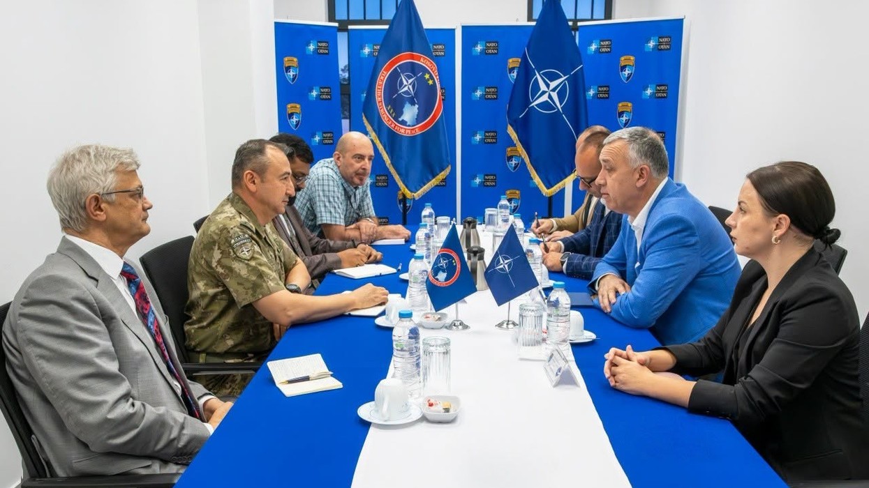 Komandati i KFOR-it takon Listën serbe: Optimizimi i pranisë në veri do të bëhet gradualisht dhe mund të kthehet prapa