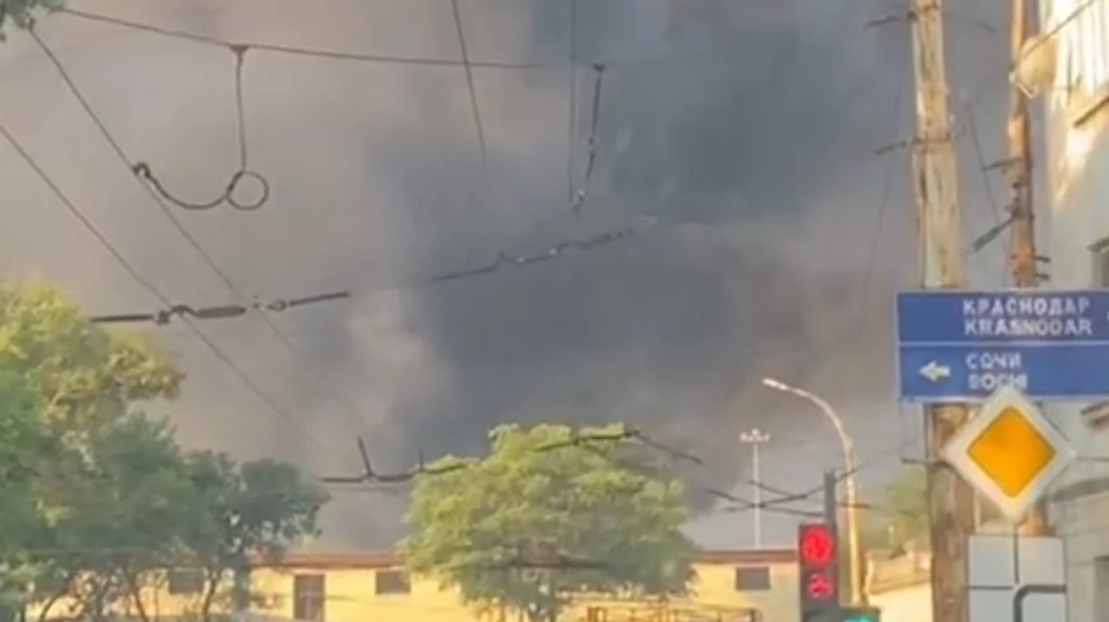 Dronët ukrainas godasin portin e madh rus, SHBA i kërkon Kievit të ndalë sulmet ndaj cisternave