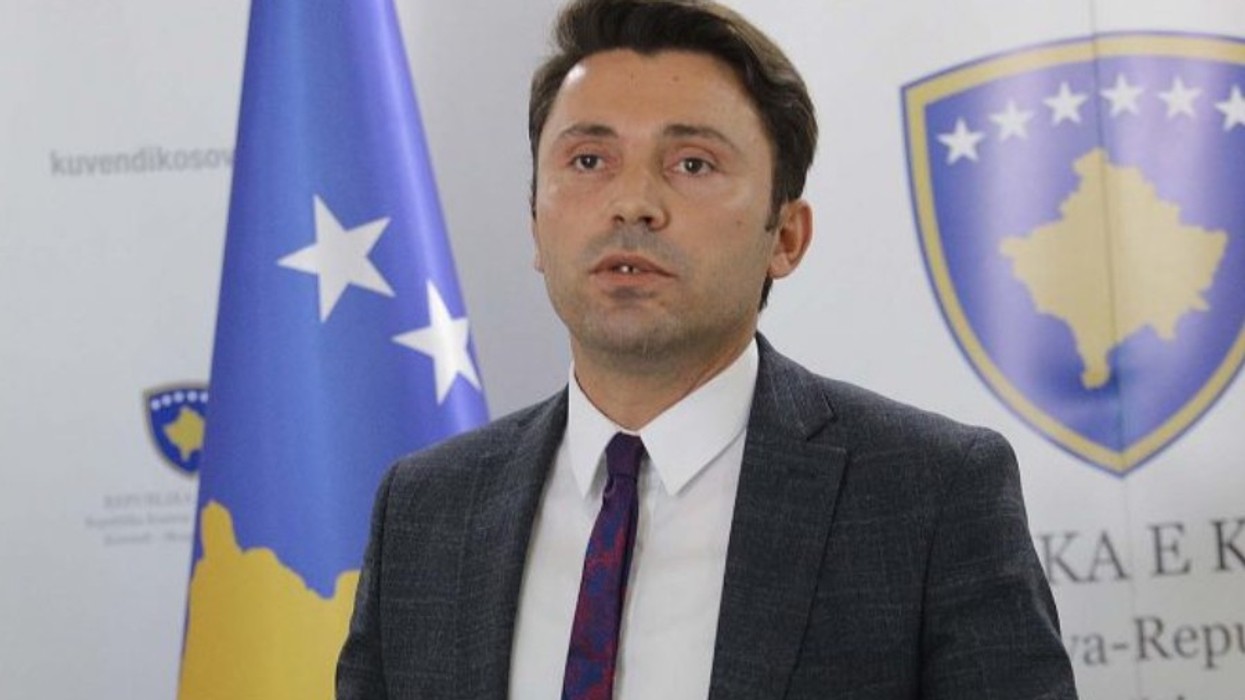 Rrustemi mohon lidhjet familjare me të arrestuarin: Gjuha kërcënuese ndaj Haradinajt është e papranueshme
