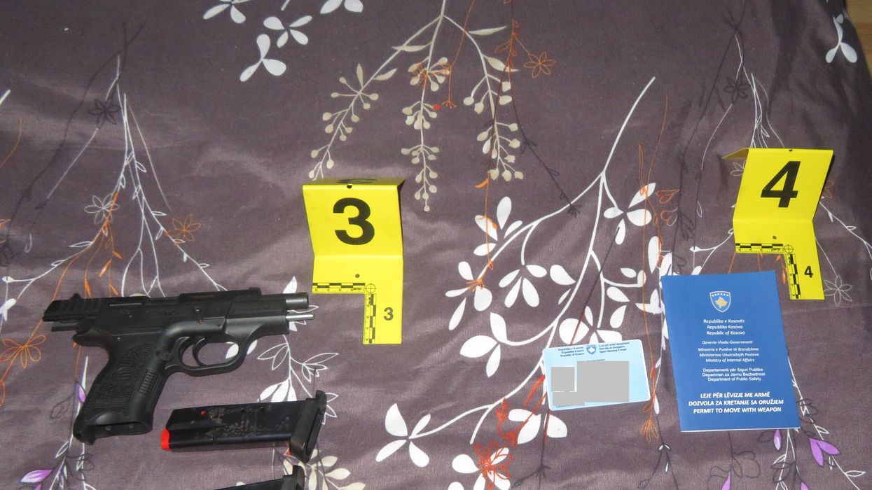 Të shtëna me armë në një aheng në Pejë, arrestohet i dyshuari Të shtëna me armë në një aheng në Pejë, arrestohet i dyshuari