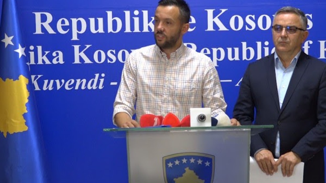 PDK e Aleanca të premten në sallën plenare, Tahiri: PDK nuk i nënshtrohet qasjes autoritare të deputetit Albin Kurti