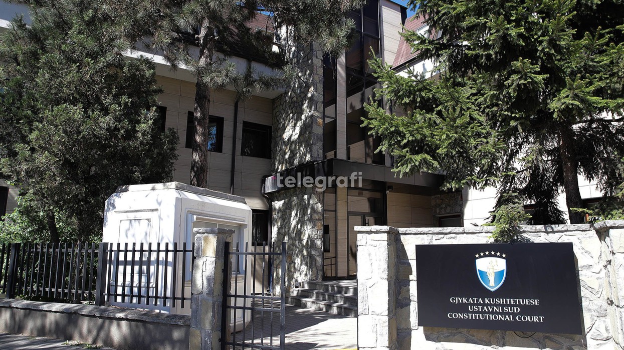 A mund ta zhbllokojë Gjykata Kushtetuese ngërçin në Kuvend?