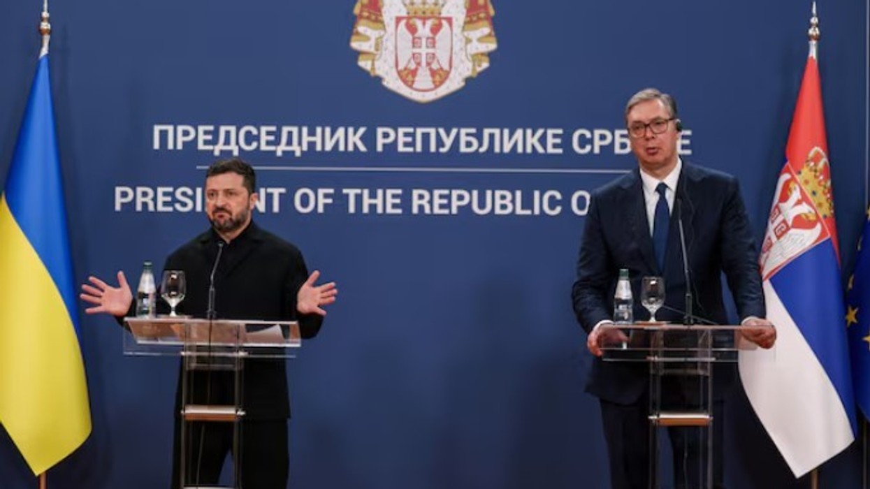 Lavrov kritikon ashpër Vuçiqin për takimin me Zelenskyn: E papranueshme që vëllezërit tanë të financojnë Ukrainën