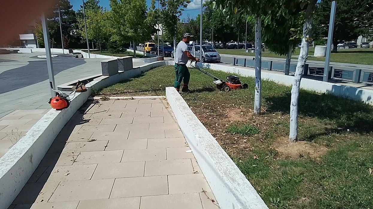 NPL “Kastrioti” angazhohet për pastrimin dhe mirëmbajtjen e hapësirave publike NPL “Kastrioti” angazhohet për pastrimin dhe mirëmbajtjen e hapësirave publike