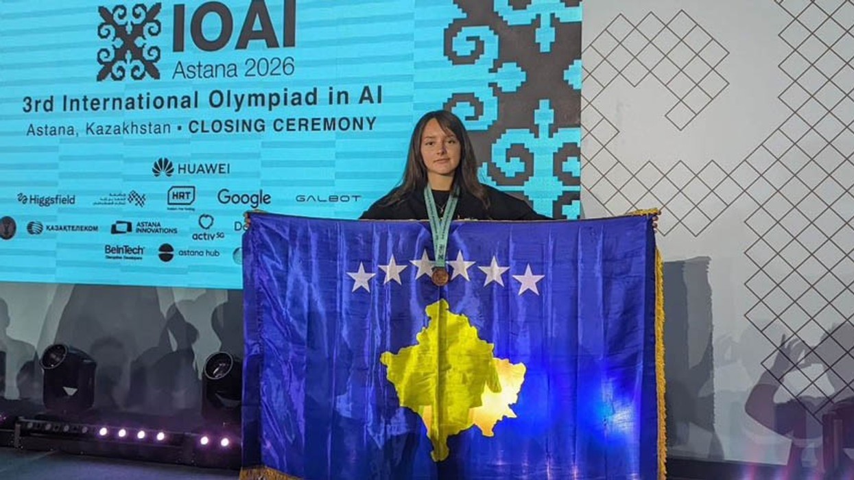 Entela Mirena fiton Medalje të Bronztë në Olimpiadën Ndërkombëtare të Inteligjencës Artificiale