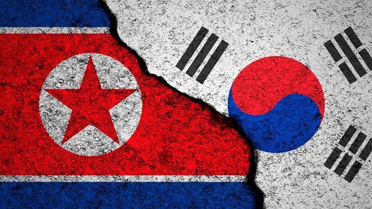Koreja e Jugut propozon bisedime për t’i dhënë fund zyrtarisht luftës me Korenë e Veriut Koreja e Jugut propozon bisedime për t’i dhënë fund zyrtarisht luftës me Korenë e Veriut