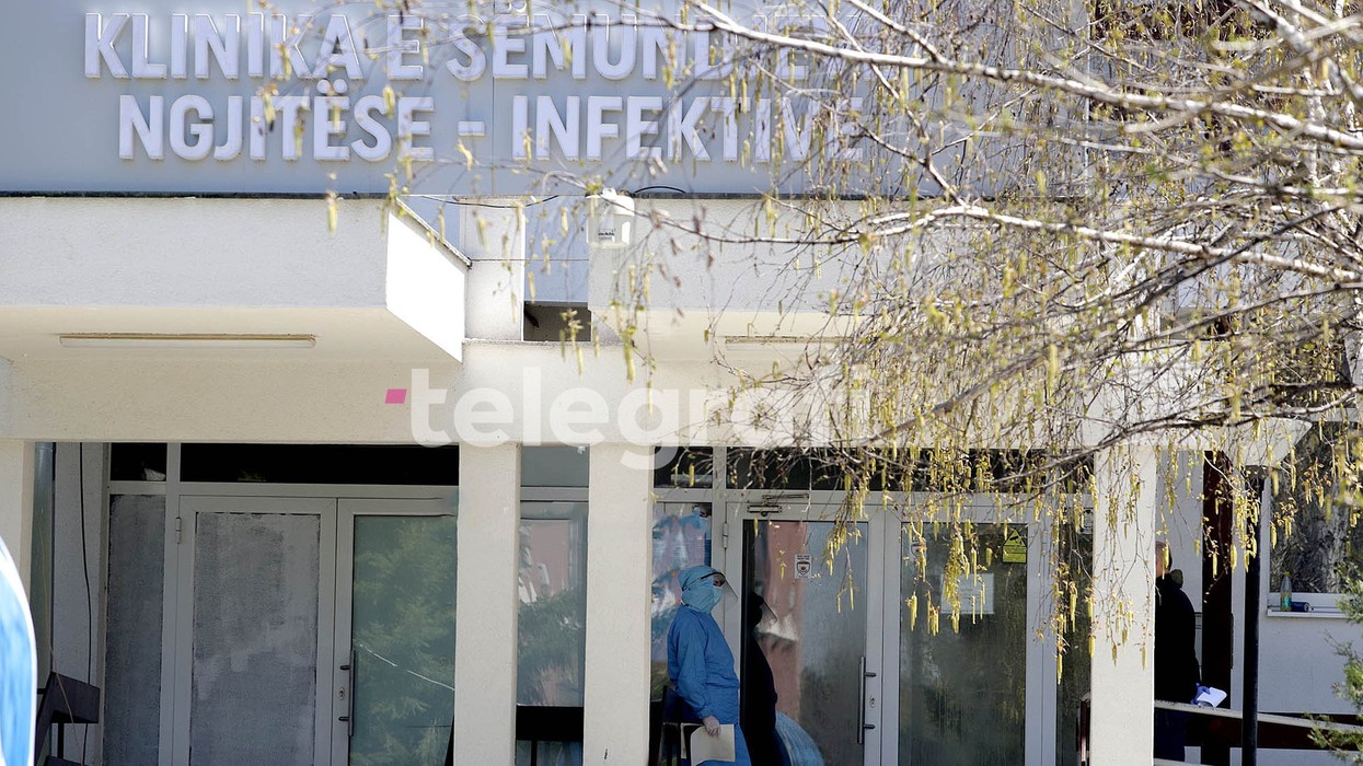 Fruthi alarmon Kosovën: 22 pacientë të shtrirë, mbi 100 raste të konfirmuara