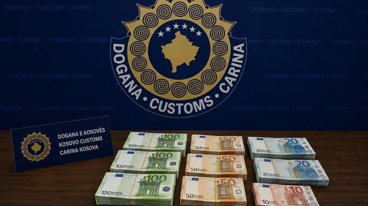 Nga Gjermania drejt Kosovës, shoferi i autobusit kapet në kufi me 63 mijë euro të padeklaruara