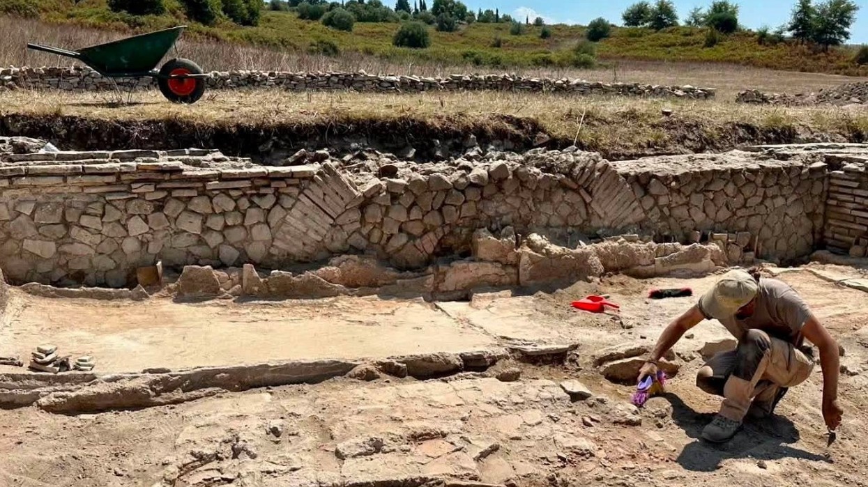 Gërmimet në Apoloni nxjerrin në dritë të dhëna të reja për qytetin antik