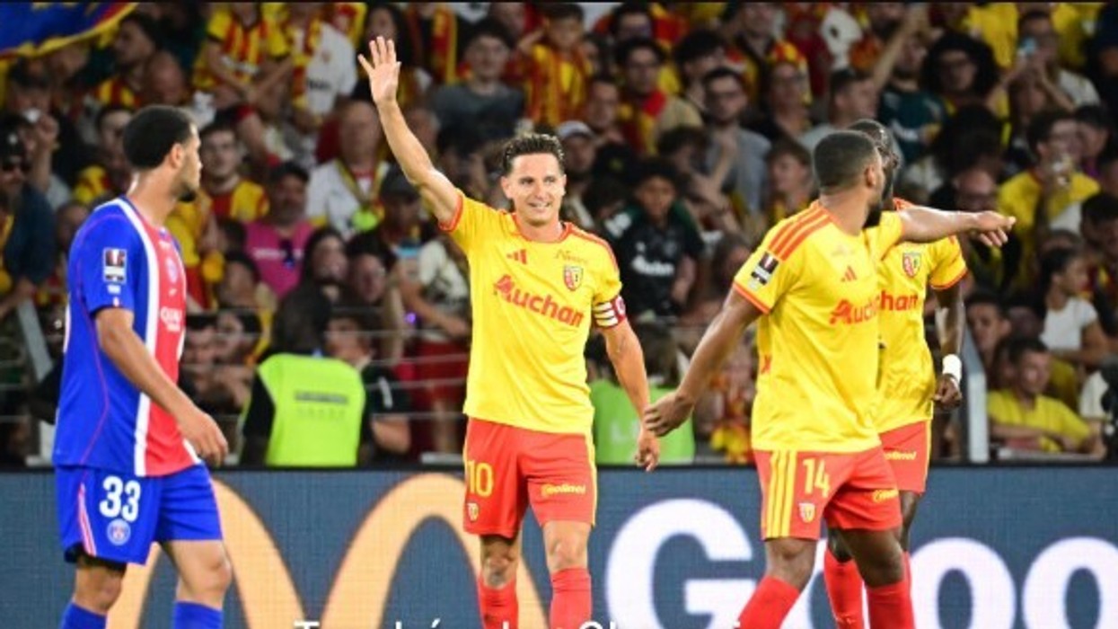 Lens triumfon ndaj PSG-së dhe e fiton Superkupën e Francës