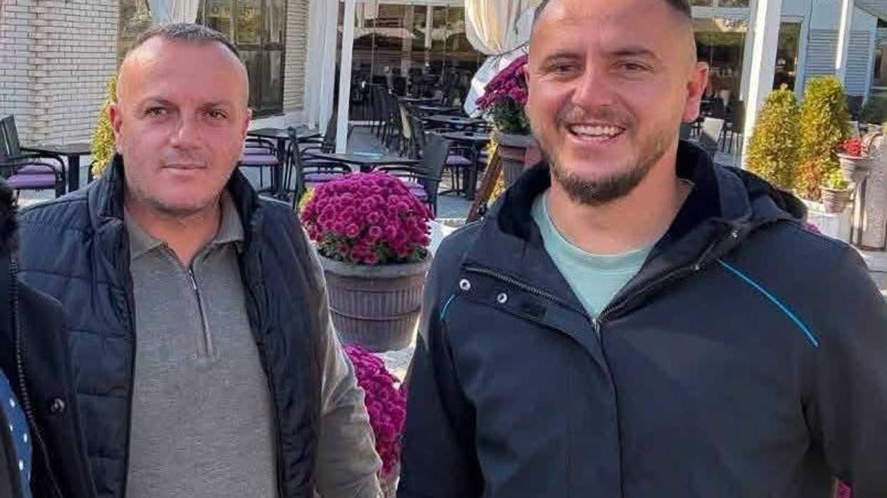 Bulliqi ngushëllon familjen Matarova pas vdekjes së dy vëllezërve në aksidentin në Surkish