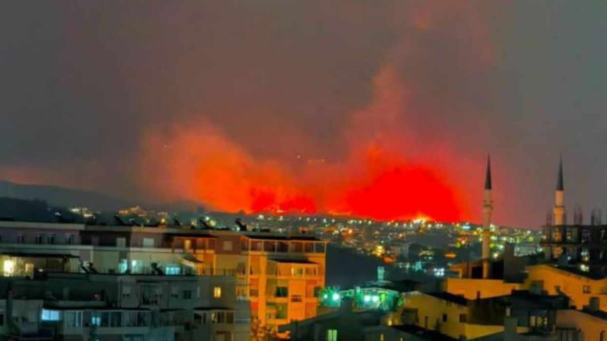 Zjarret në Shqipëri, shtatë vatra aktive në territorin e vendit Zjarret në Shqipëri, shtatë vatra aktive në territorin e vendit