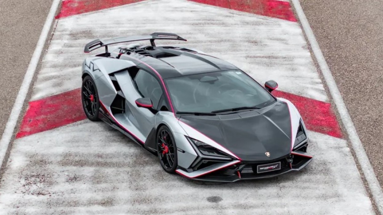 Lamborghini Revuelto SV: më i fuqishëm - agresiv dhe pa synim për rekord në Nürburgring