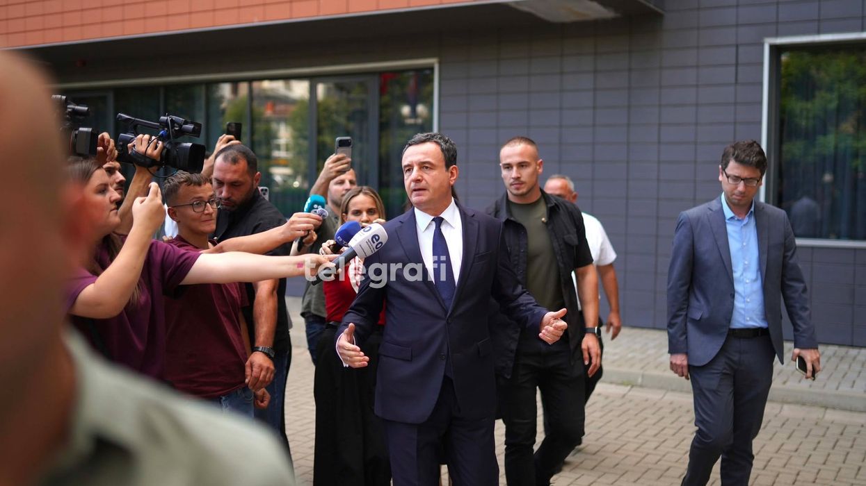 Takim i ri për zgjidhjen e krizës, Kurti dhe Abdixhiku në Kuvend Takim i ri për zgjidhjen e krizës, Kurti dhe Abdixhiku në Kuvend
