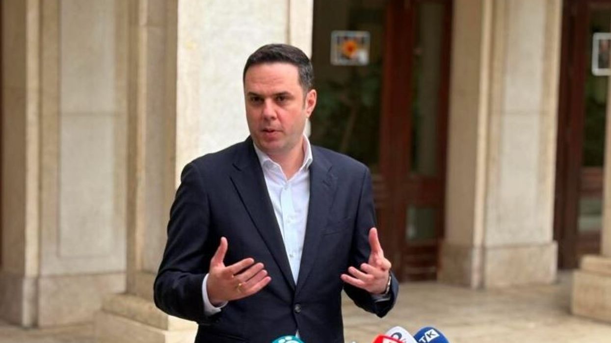 Abdixhiku: U pajtuam në parim për profilin e presidentit, LDK-ja nuk kërkon asgjë, vetëm stabilitet institucional Abdixhiku: U pajtuam në parim për profilin e presidentit, LDK-ja nuk kërkon asgjë, vetëm stabilitet institucional