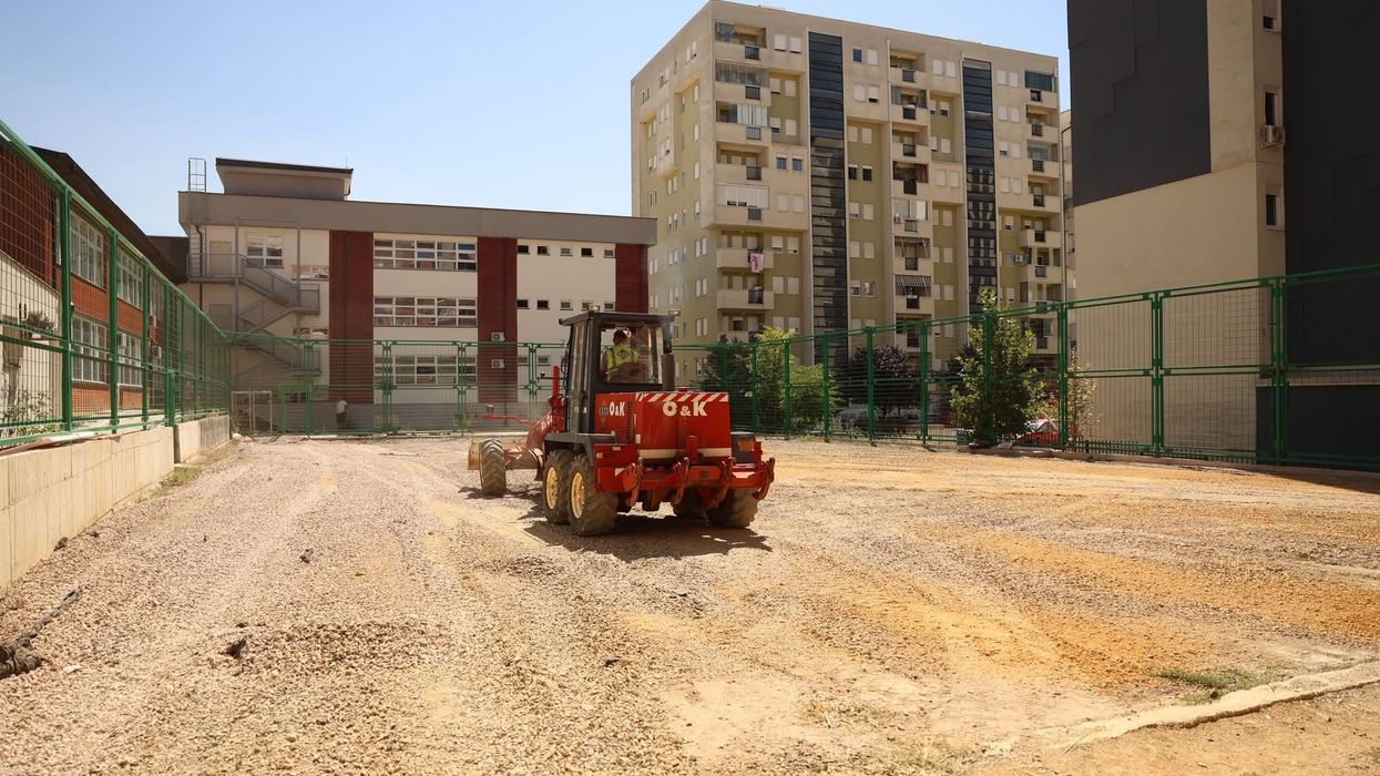 Nis renovimi i fushës sportive në shkollën “Pavarësia” në Prishtinë Nis renovimi i fushës sportive në shkollën “Pavarësia” në Prishtinë