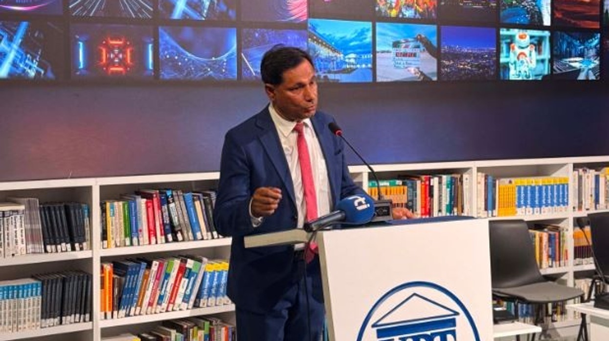 Në kampusin e UBT-së promovohet libri “Religjioni dhe mjekësia”, i Prof. Dr. Dr. Halil Krasniqit