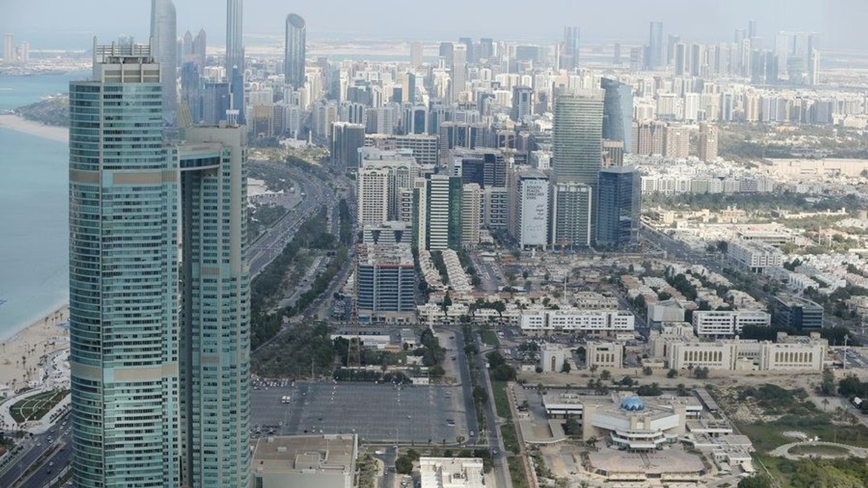 EBA pezullon tregtinë dhe transaksionet financiare me Iranin, përshkallëzohet tensioni në rajon