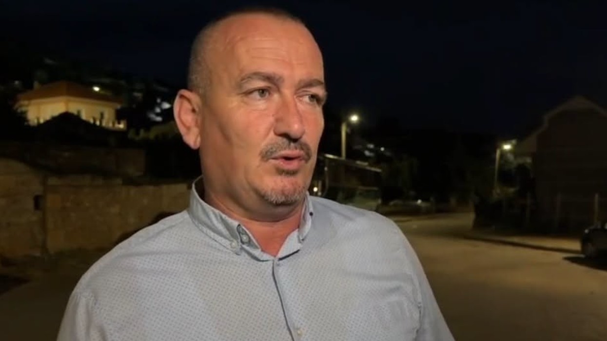Nuk u respektua himni i Shqipërisë gjatë vizitës së Mickoskit në Pustec, kryebashkiaku: Nuk e organizuam ne
