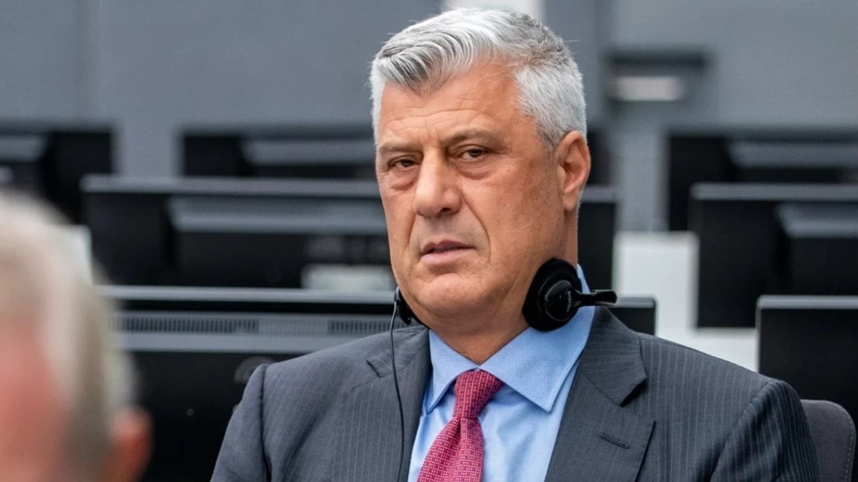 Nëse Thaçi shpallet i pafajshëm, a lirohet menjëherë?