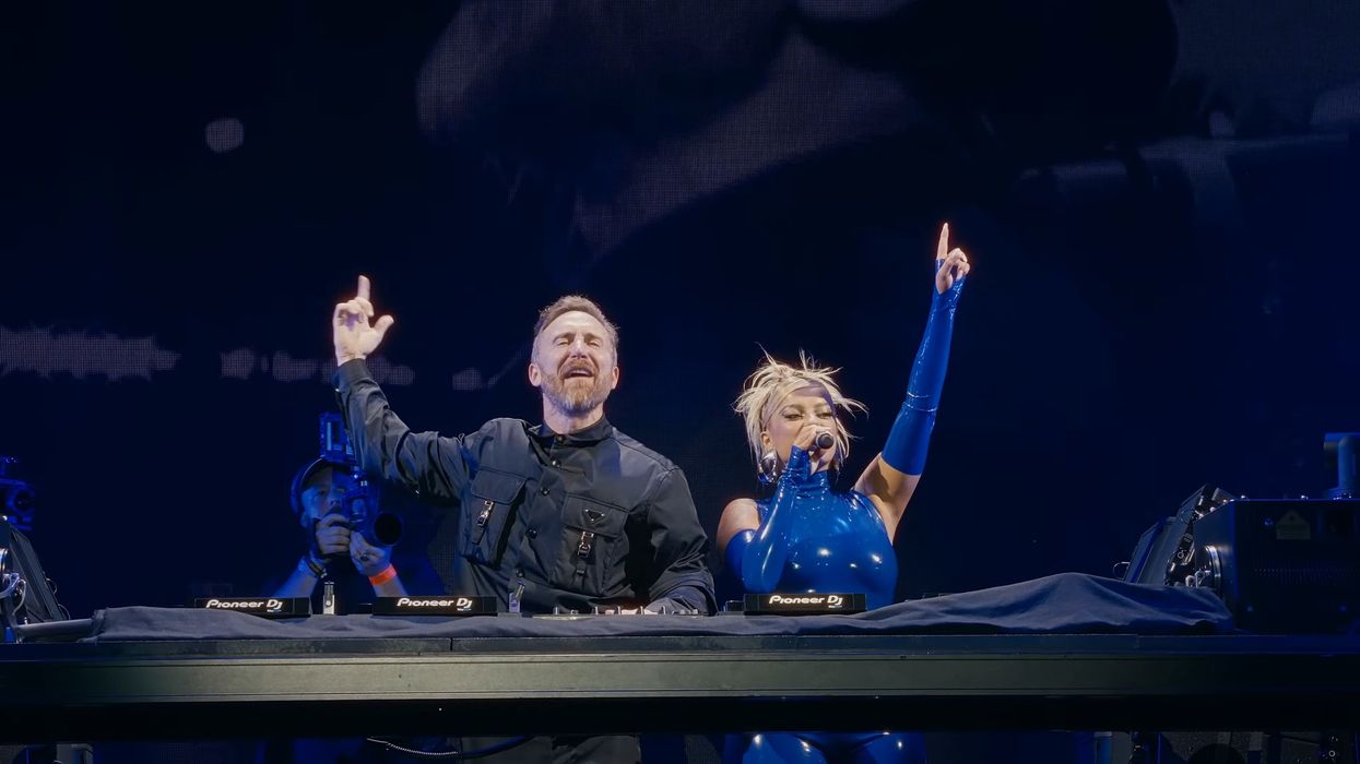 Bebe Rexha dhe David Guetta arrijnë vendin e parë me “Sad Girls” në klasifikimet e radiove amerikane të zhanrit dance Bebe Rexha dhe David Guetta arrijnë vendin e parë me “Sad Girls” në klasifikimet e radiove amerikane të zhanrit dance