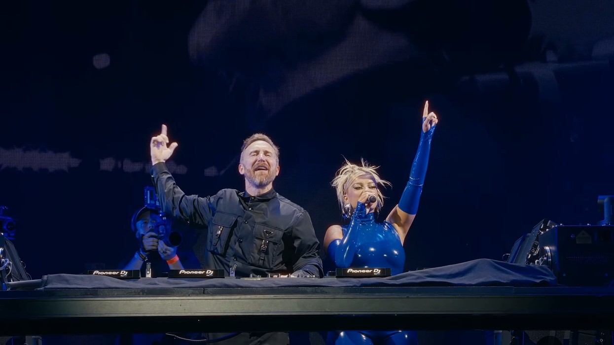 Bebe Rexha dhe David Guetta arrijnë vendin e parë me “Sad Girls” në klasifikimet e radiove amerikane të zhanrit dance