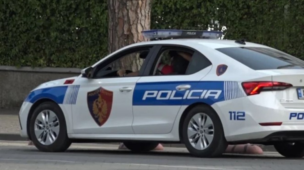 Shpërthim pranë një automjeti në Laknas, policia nis hetimet