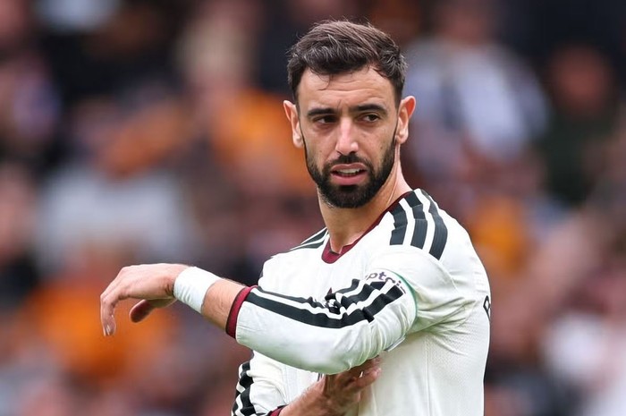 Pas humbjes që zemëroi tifozët  Bruno Fernandes del me një mesazh të fortë