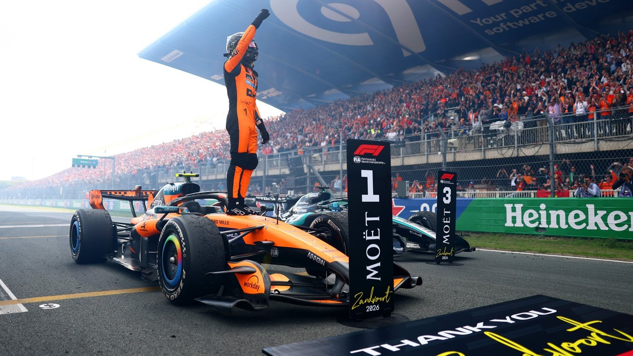 Lando Norris triumfon në Holandë, Antonelli dhe Russell në podium - Verstappen doli herët nga gara