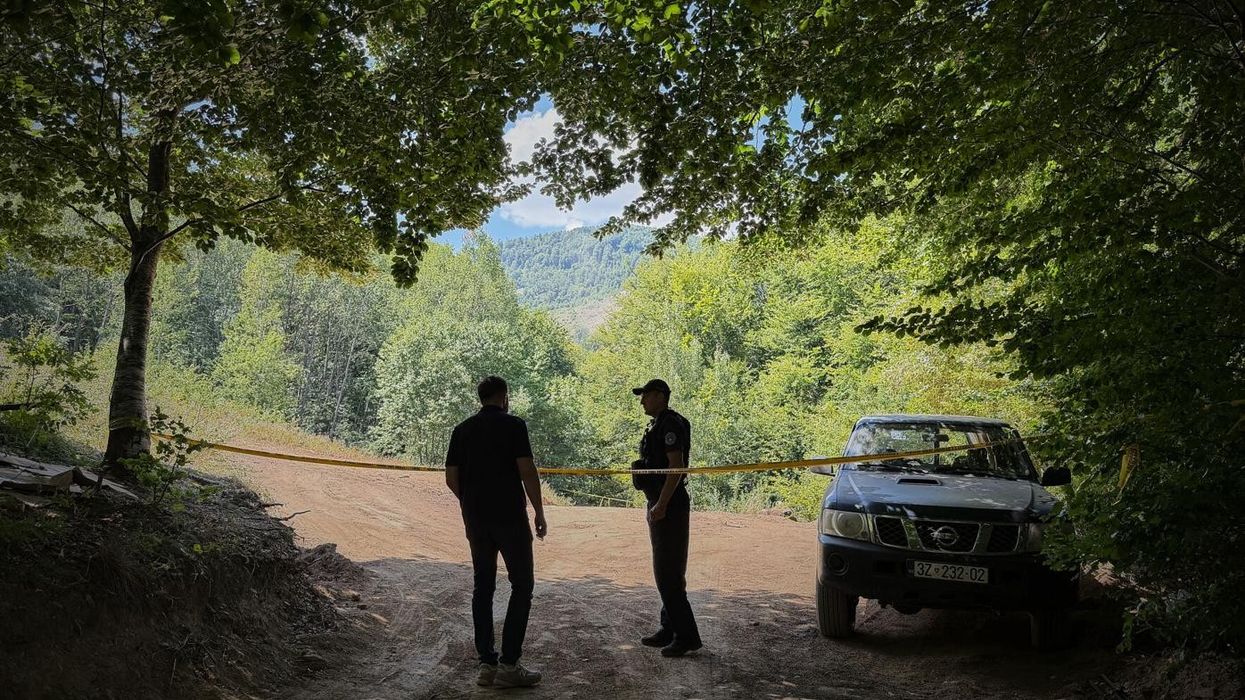 Britania mbështet përpjekjet e Kosovës për identifikimin e mbetjeve mortore në Zubin Potok Britania mbështet përpjekjet e Kosovës për identifikimin e mbetjeve mortore në Zubin Potok