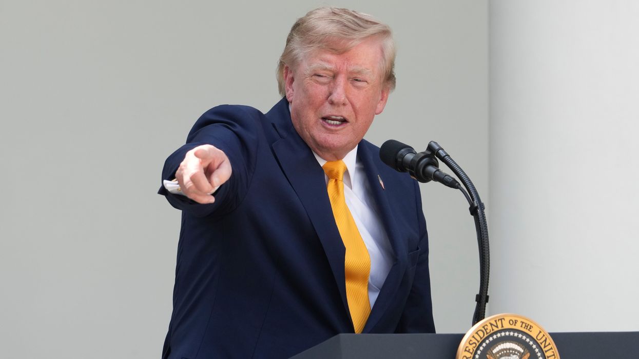 SHBA-ja largon minat nga Hormuzi, Trump paralajmëron Iranin për 'tolerancë zero' SHBA-ja largon minat nga Hormuzi, Trump paralajmëron Iranin për 'tolerancë zero'