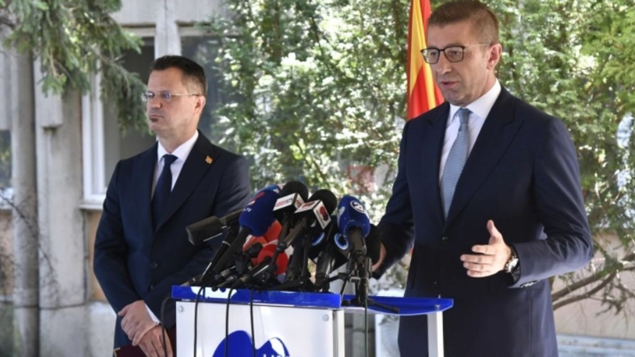 Modernizohet Drejtoria për Punë Hidrometeorologjike, u prezantuan investimet prej një milion eurove Modernizohet Drejtoria për Punë Hidrometeorologjike, u prezantuan investimet prej një milion eurove