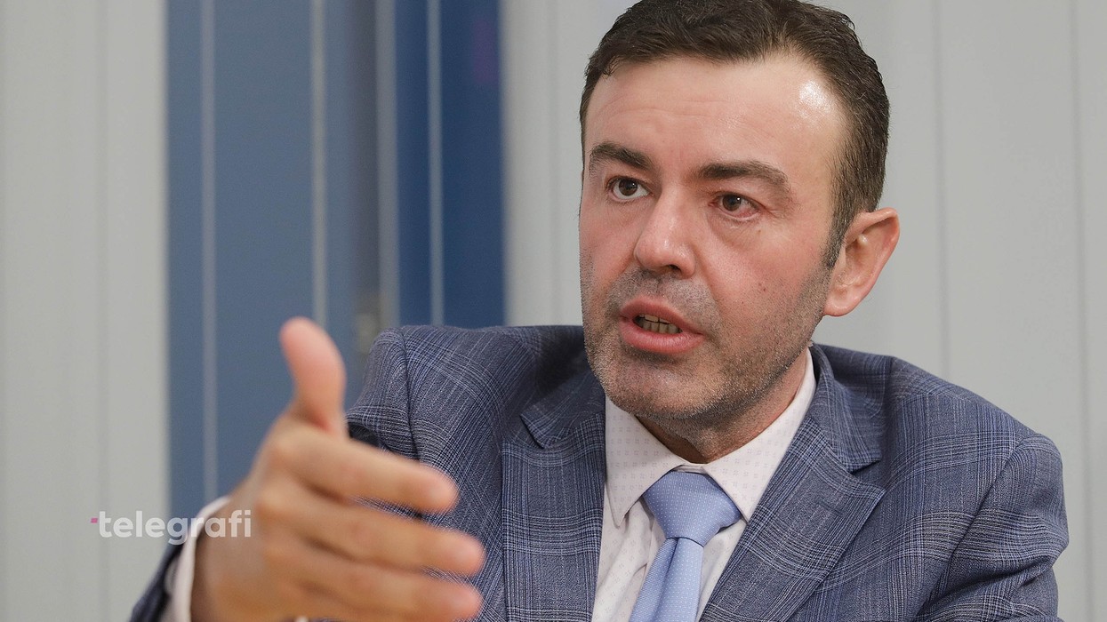 William Walker u shkruan liderëve politikë, propozon Faton Bislimin për President të Kosovës