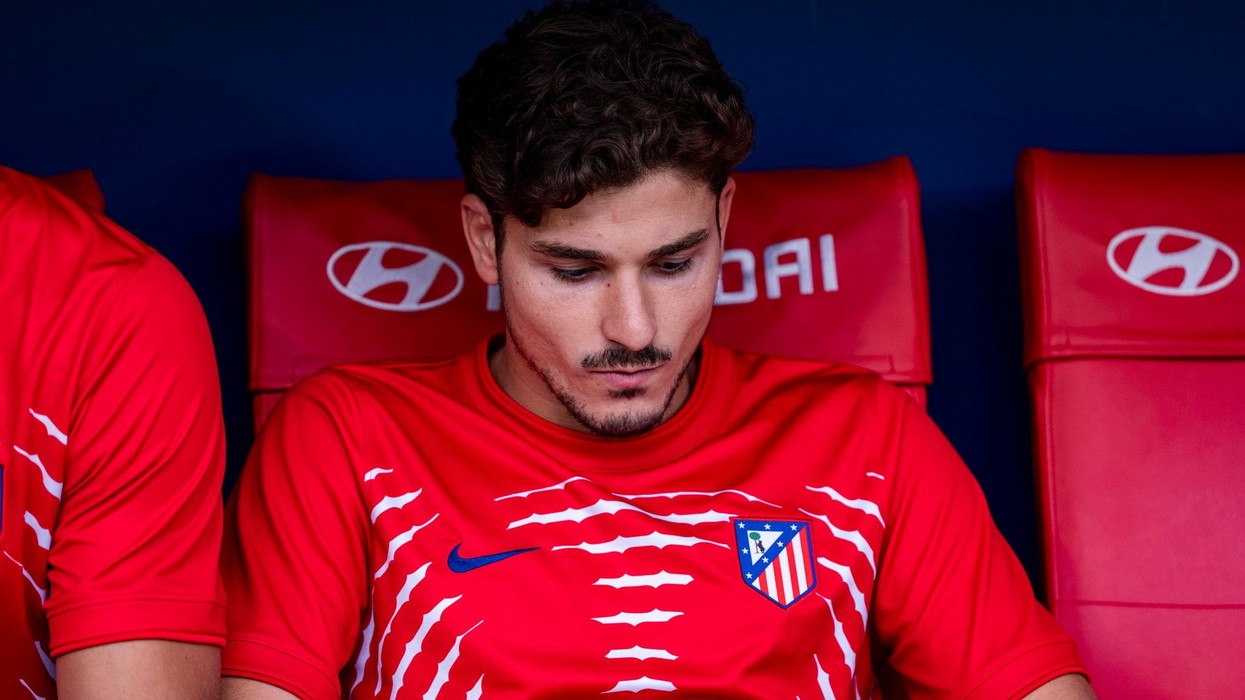 Julian Alvarez mungon në stërvitjen e Atleticos, shton spekulimet për largimin e tij