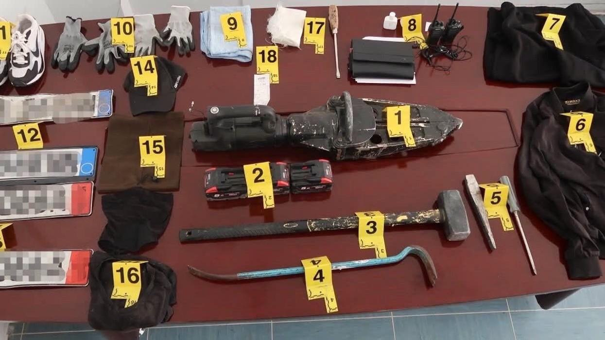 Arrestohen tre persona të dyshuar për disa raste të vjedhjeve të rënda në rajonin e Gjilanit dhe rajonet e tjera