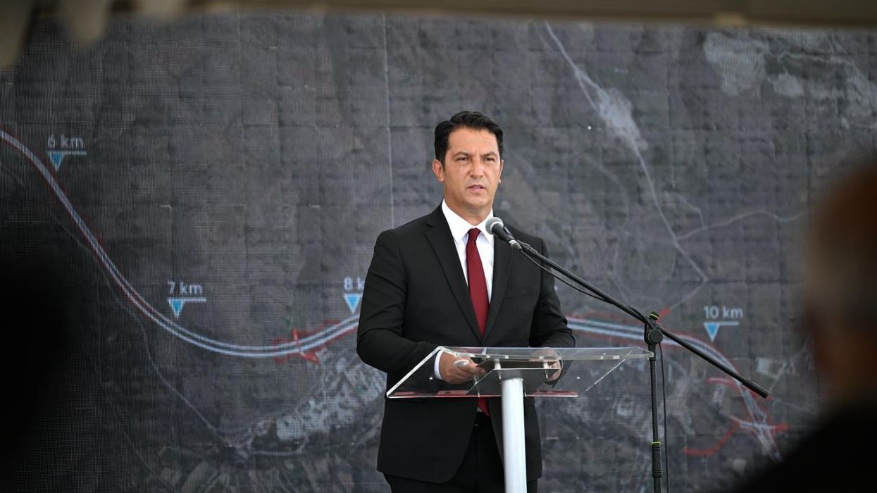 Sali: Autostrada Shkup–Bllacë, investim historik që afron qytetarët dhe lidh të ardhmen tonë evropiane Sali: Autostrada Shkup–Bllacë, investim historik që afron qytetarët dhe lidh të ardhmen tonë evropiane