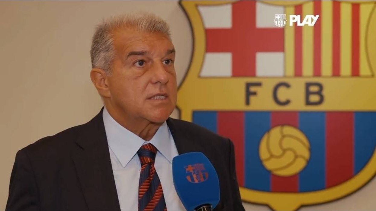 “Oferta jonë mbetet”, presidenti i Barcelonës konfirmon se ata ende e duan Julian Alvarezin