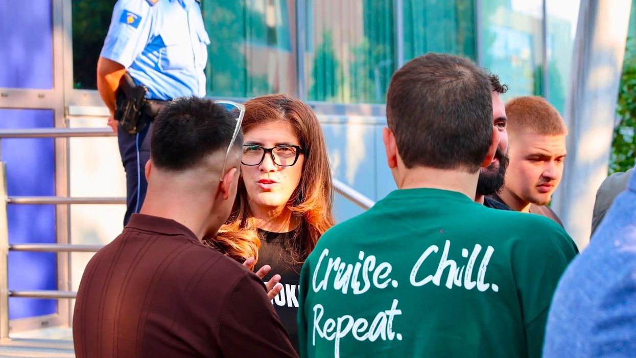 Deputetët tentojnë të hyjnë në Qeveri, Musliu i reagon Policisë: Ligji është mbi politikën Deputetët tentojnë të hyjnë në Qeveri, Musliu i reagon Policisë: Ligji është mbi politikën