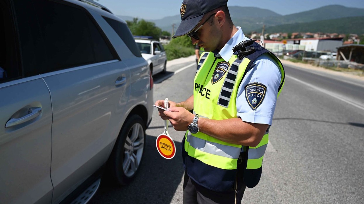 Ndalohen shoferët nga Holanda dhe Serbia, tejkaluan shpejtësinë në Maqedoninë e Veriut