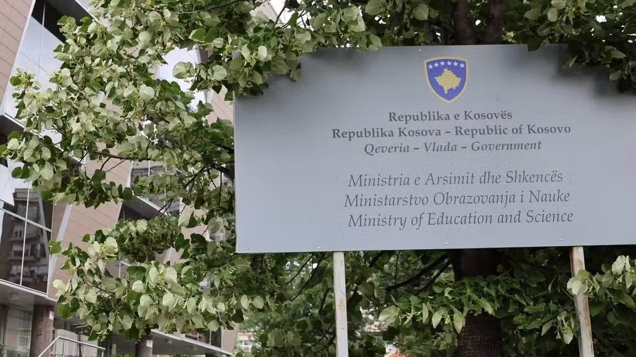 Nga 60 deri në 100 euro, ekzekutohen mjetet financiare për tekstet shkollore
