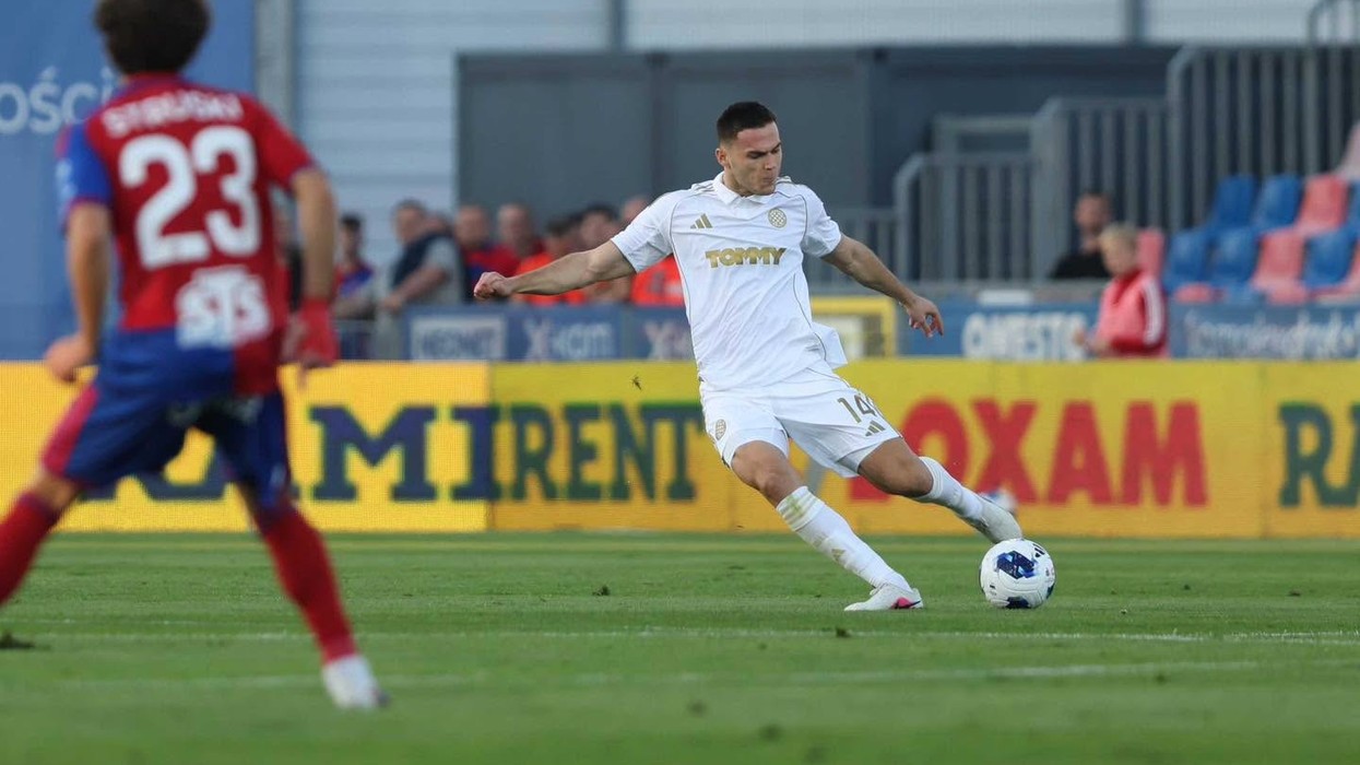 Roni Raçi shënon për Hajdukun në play-offin e Ligës së Konferencës