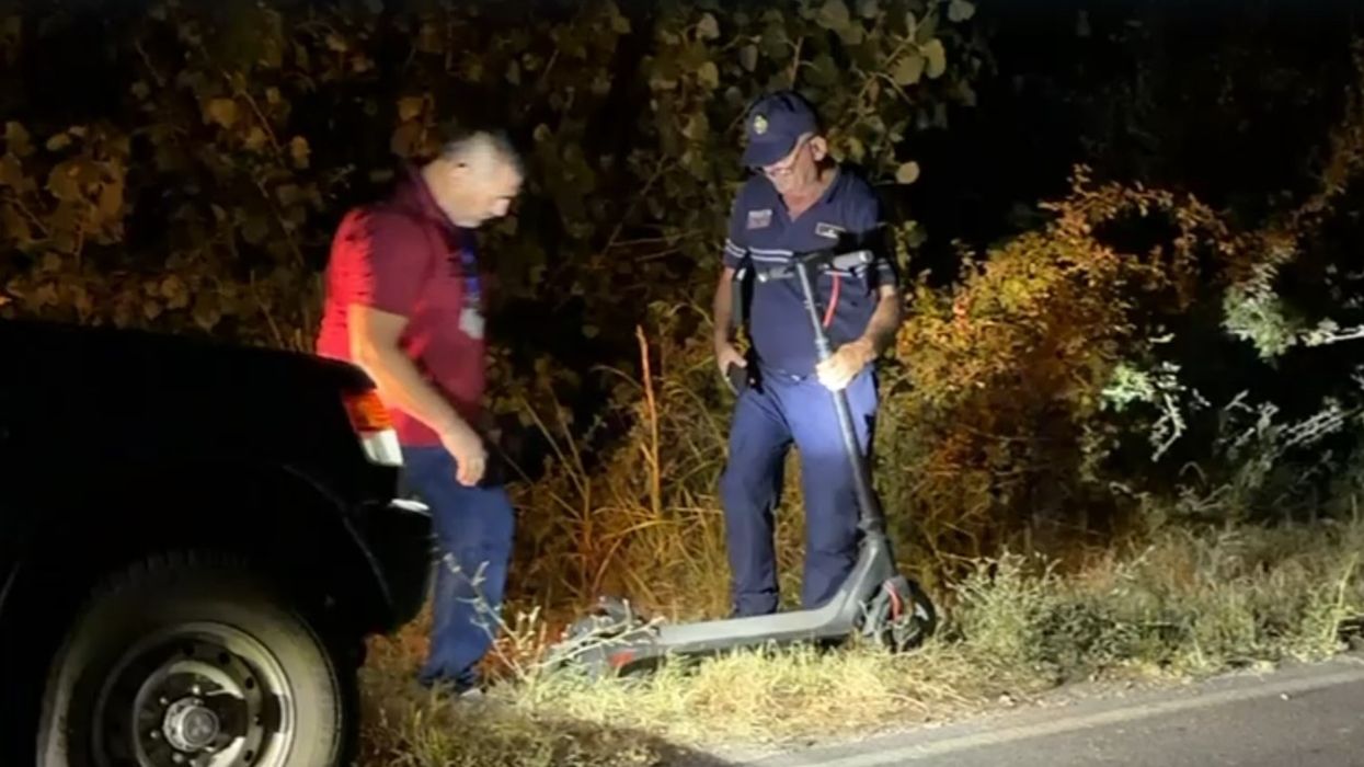 Aksident tragjik në Lezhë, makina përplas fëmijën me monopatinë, humb jetën 12-vjeçari Aksident tragjik në Lezhë, makina përplas fëmijën me monopatinë, humb jetën 12-vjeçari