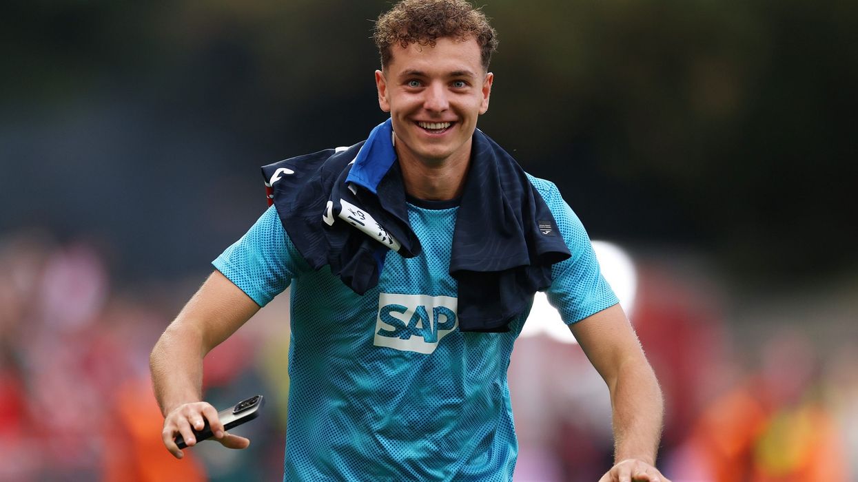 A do të jetë gati Fisnik Asllani për nisjen e sezonit me Hoffenheim - flet trajneri Ilzer A do të jetë gati Fisnik Asllani për nisjen e sezonit me Hoffenheim - flet trajneri Ilzer