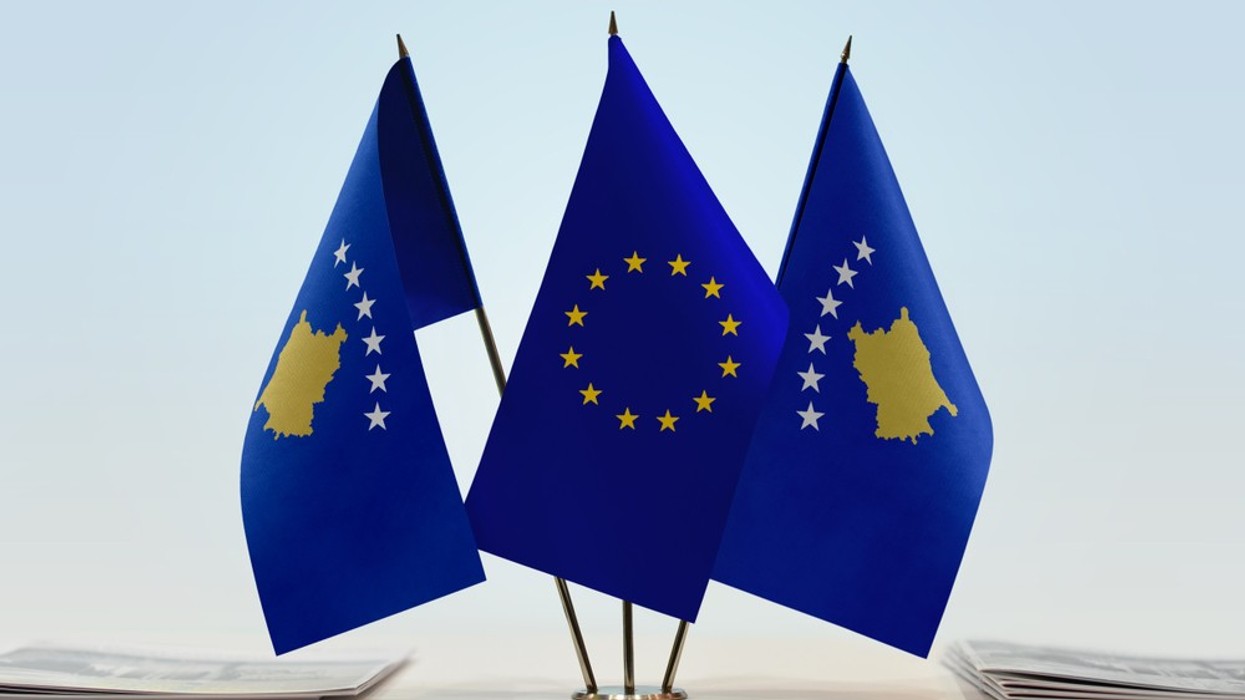 Bllokada institucionale rrezikon mbi 100 milionë euro nga BE-ja, ekspertët: Pasojat prekin ekonominë dhe integrimin