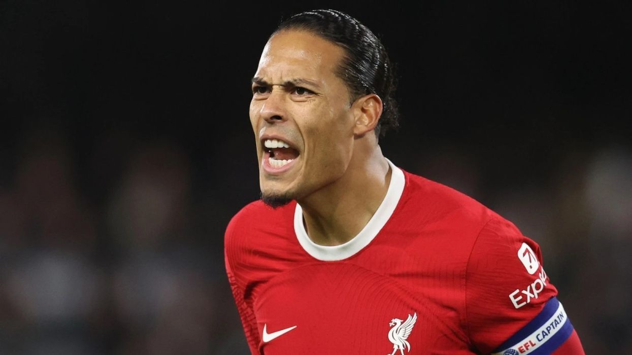 'Dua që ai të qëndrojë' - Van Dijk reagon ndaj transferimit prej 125 milionë eurosh te Barcola dhe bën një lutje për Gakpon 'Dua që ai të qëndrojë' - Van Dijk reagon ndaj transferimit prej 125 milionë eurosh te Barcola dhe bën një lutje për Gakpon